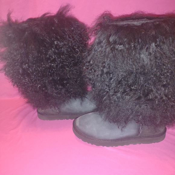 UGG Mongolian fluff boots - Picture 2 of 4